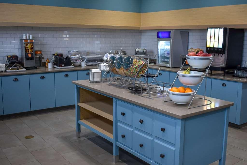 Comfort Inn & Suites Cartersville - Emerson Lake Point Ristorante foto